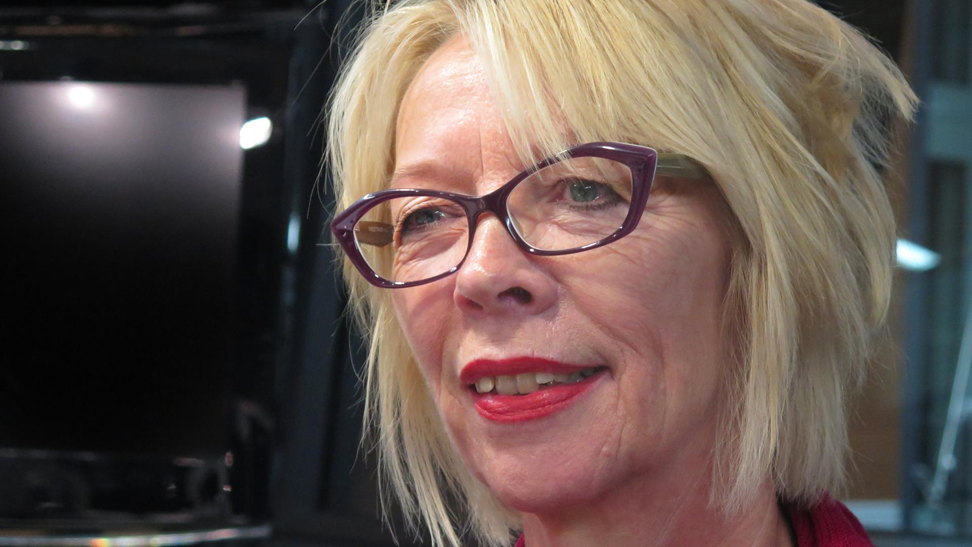 Die Sozialwissenschaftlerin Ulrike Ackermann im Studio von Deutschlandradio Kultur. Die Sozialwissenschaftlerin Ulrike Ackermann im Studio von Deutschlandradio Kultur.