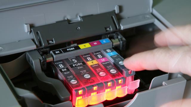 Farbpatrone in einem Drucker