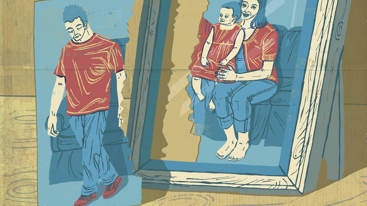 Trauriger Mann verlässt Frau und Kind in zerrissenem Foto. Trauriger Mann verlässt Frau und Kind in zerrissenem Foto.