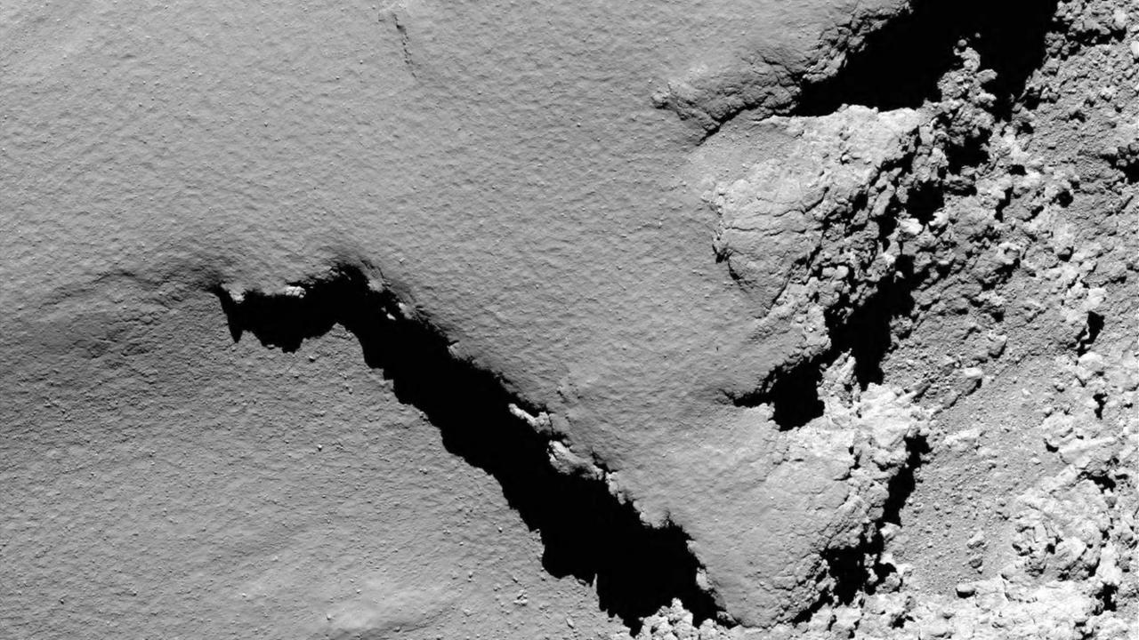 Eines der letzten Bilder, welches Rosetta zur Erde gefunkt hat, Sekunden vor dem Aufprall auf dem Kometen Tschurjumow-Gerassimenko