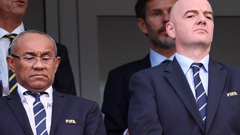FIFA-Präsident Gianni Infantino (r.) mit CAF-Chef Ahmad Ahmad 2017 beim Confed-Cup in Russland. FIFA-Präsident Gianni Infantino (r.) mit CAF-Chef Ahmad Ahmad 2017 beim Confed-Cup in Russland.