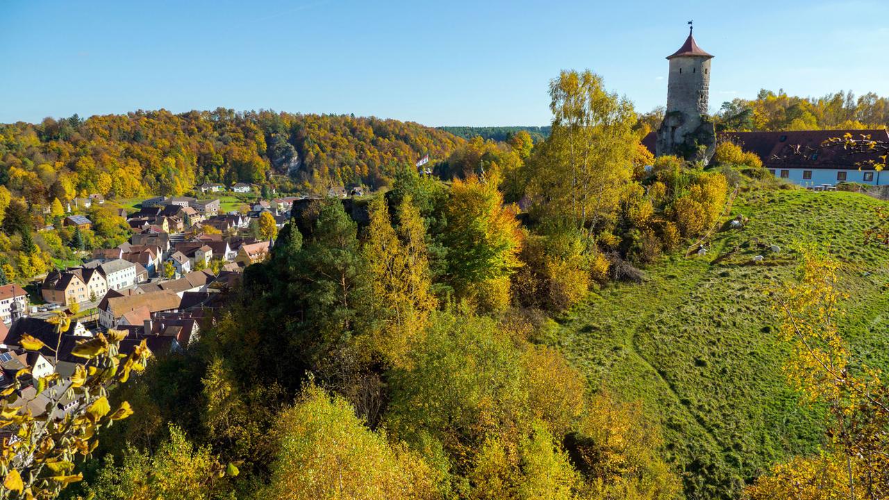 Blick über das malerische Waischenfeld Blick über das malerische Waischenfeld