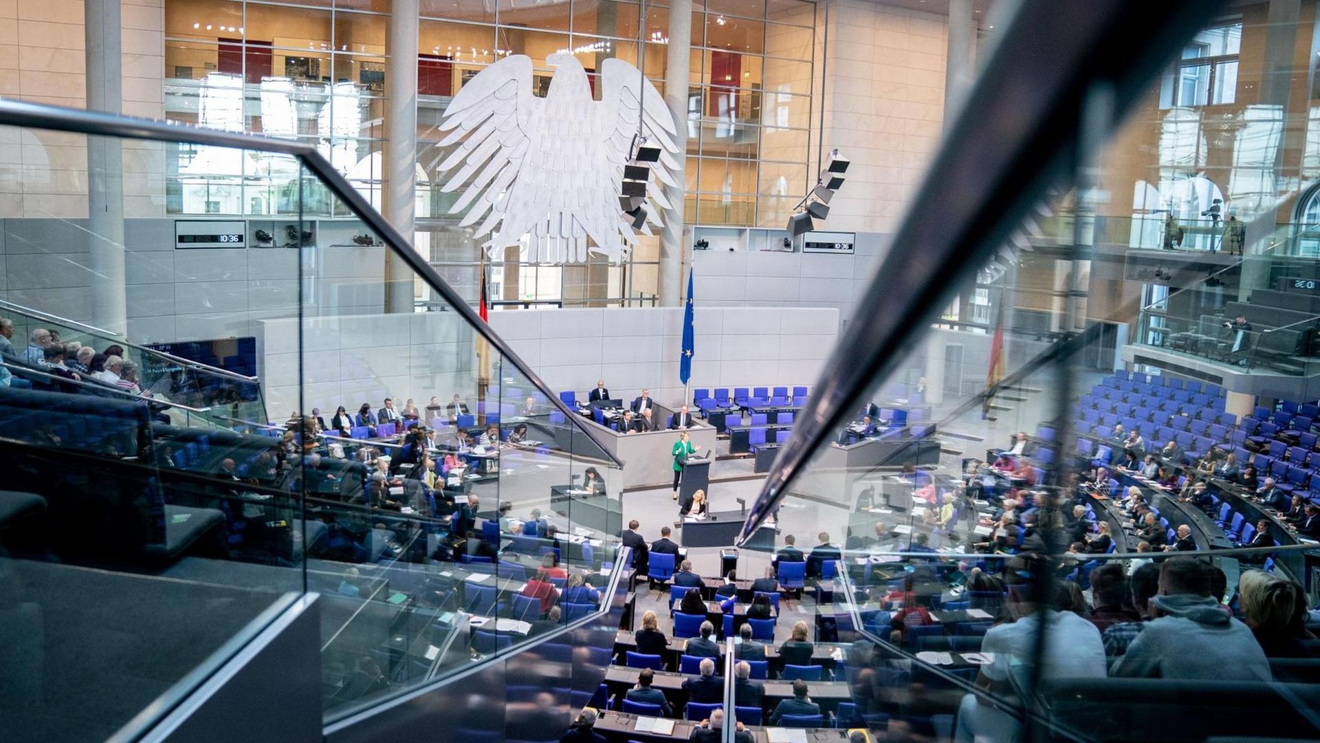 Hohe Arbeitsbelastung Im Parlament - Ist Der Bundestag "menschenfeindlich"?