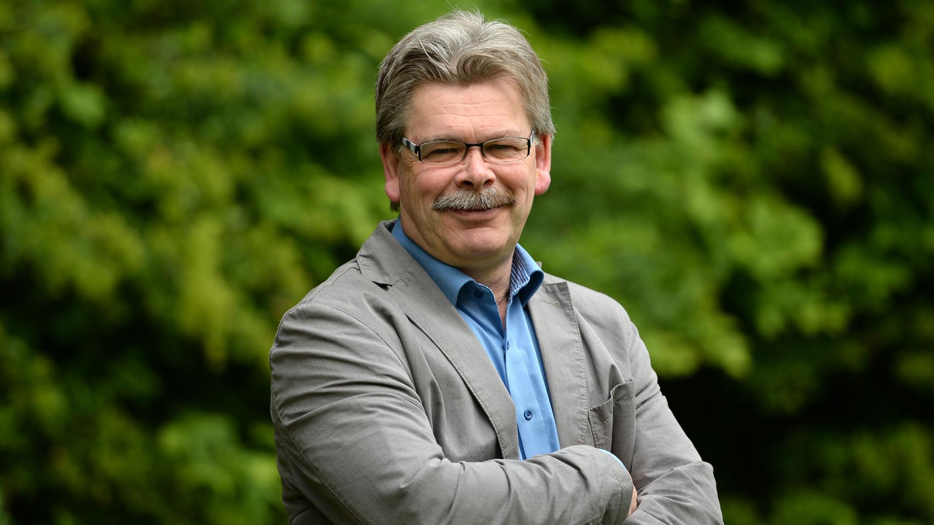 Der evangelische Flüchtlingspfarrer Bernhard Fricke. Der 57-Jährige kann auf eine jahrelange Erfahrung in der Flüchtlingsseelsorge verweisen. Der evangelische Flüchtlingspfarrer Bernhard Fricke. Der 57-Jährige kann auf eine jahrelange Erfahrung in der Flüchtlingsseelsorge verweisen.
