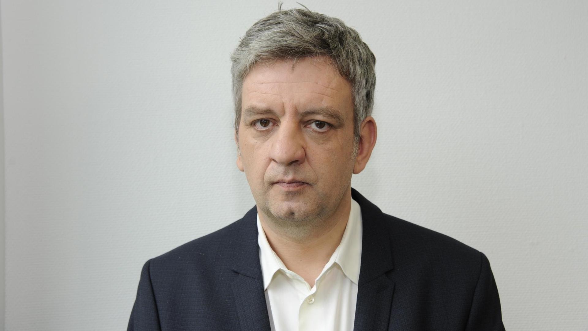 Porträt von Thomas Vašek. Porträt von Thomas Vašek.