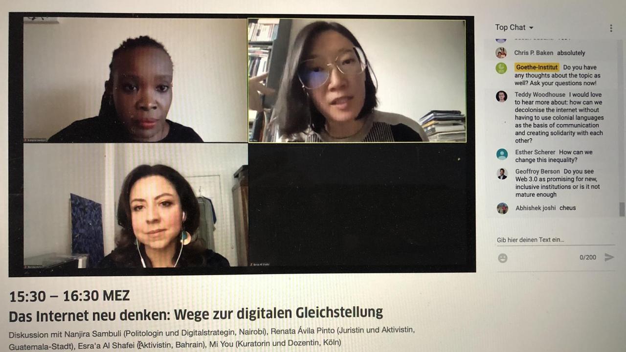 Ein Multi-Screen: Drei Frauen sind zu sehen. Das vierte Fenster ist schwarz. Esra'a Al Shafei will nicht erkannt werden. Ein Multi-Screen: Drei Frauen sind zu sehen. Das vierte Fenster ist schwarz. Esra'a Al Shafei will nicht erkannt werden.