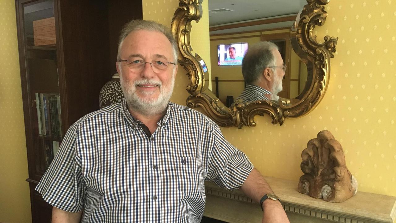 Der Vize-Vorsitzende des Griechischen Hotelverbands Aris Soulounias in seinem Hotel auf Rhodos