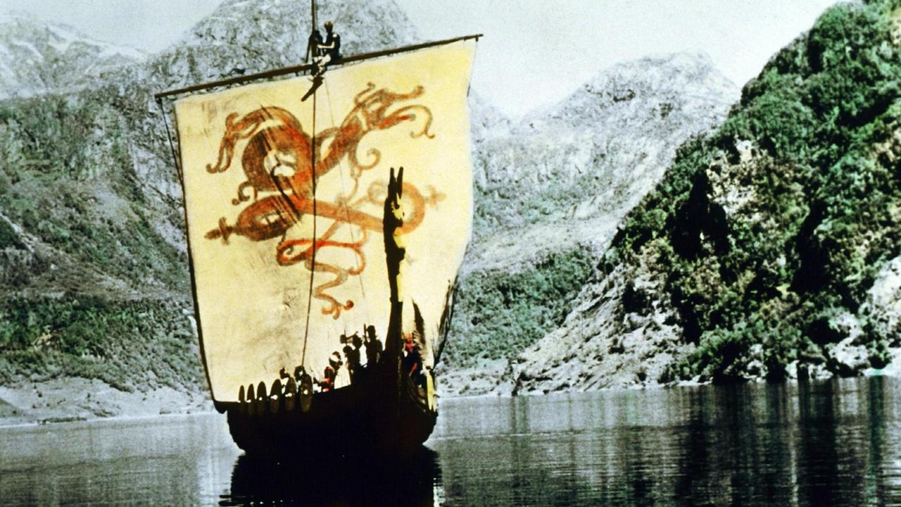 Ein Wikinger Langboot aus dem Film "The Vikings" von 1958.