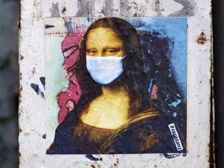 Sticker Kölner Künstlerin Ursula Düster zeigt eine Mona Lisa mit Mundschutz