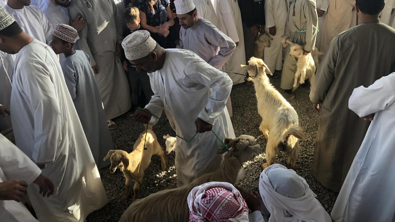 Der Viehmarkt in Nizwa. Der Viehmarkt in Nizwa.