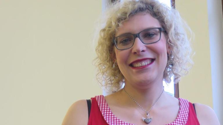 Die Winzerin Simona Maier zu Gast im Deutschlandradio-Funkhaus in Berlin. Die Winzerin Simona Maier zu Gast im Deutschlandradio-Funkhaus in Berlin.