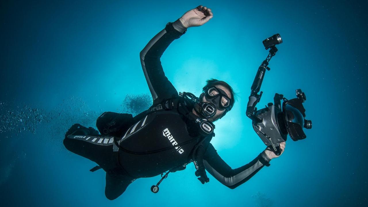 Der Unterwasserarchäologe Florian Huber bei der Arbeit. (Bild: Uli Kunz) Der Unterwasserarchäologe Florian Huber bei der Arbeit. (Bild: Uli Kunz)