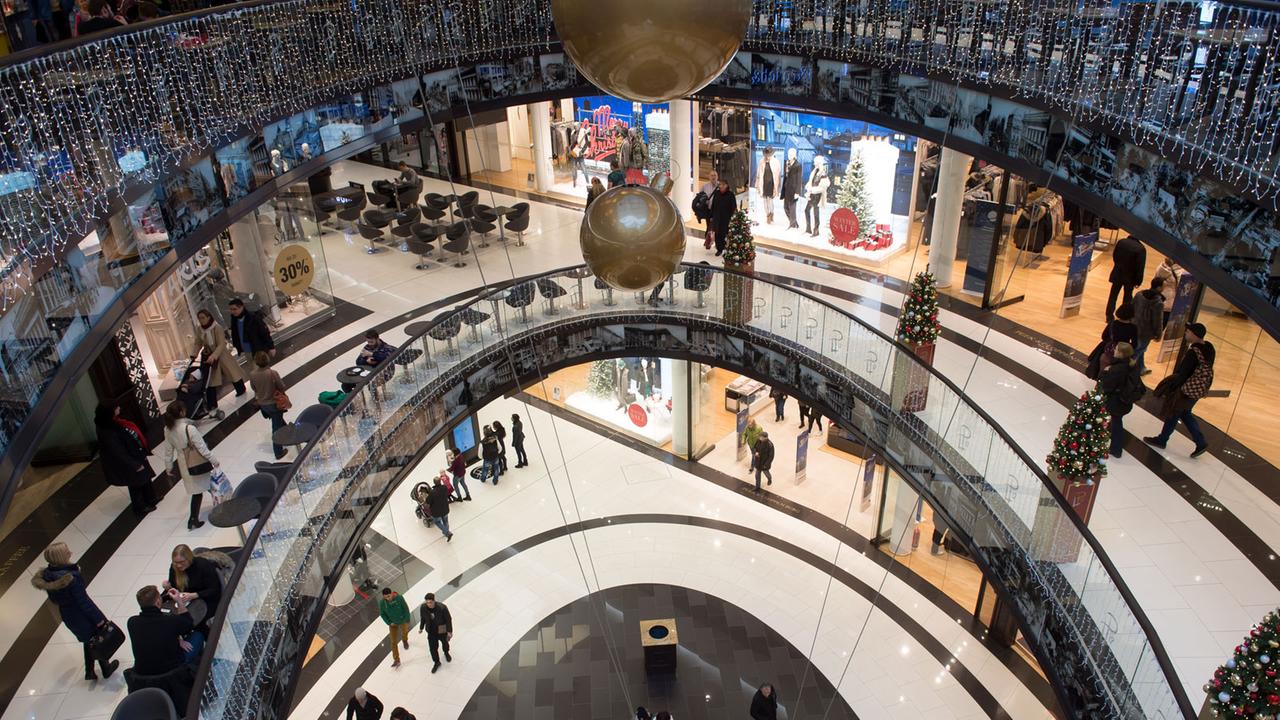 Der Shopping-Tempel "Mall of Berlin" in der Leipziger Straße wurde 2014 eröffnet. Der Shopping-Tempel "Mall of Berlin" in der Leipziger Straße wurde 2014 eröffnet.