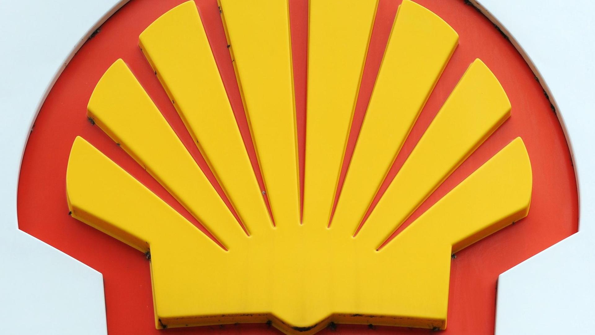 Shell доступом. Ройял датч-Шелл. Royal Dutch Shell PLC. Значок Шелл. Royal Dutch Shell штаб квартира.