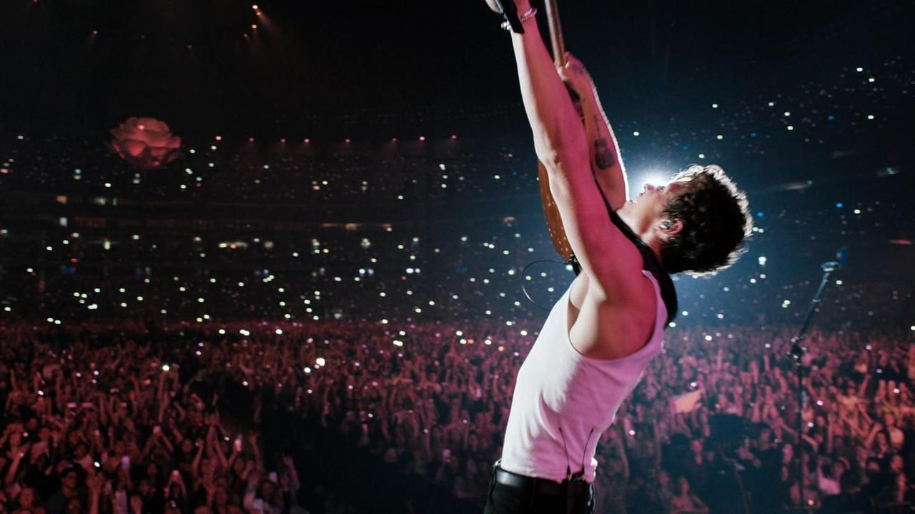 Der Popmusiker Shawn Mendes in dem Video "Wonder"