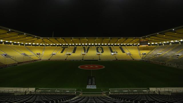 Blick ins Stadion von Alemannia Aachen