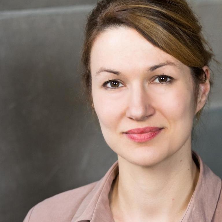 Eva Marlene Hausteiner 