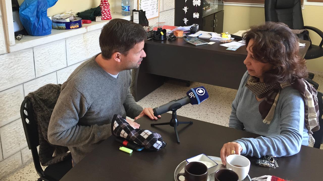 Torsten Teichmann bei der Arbeit für seine Reportage. Torsten Teichmann bei der Arbeit für seine Reportage.