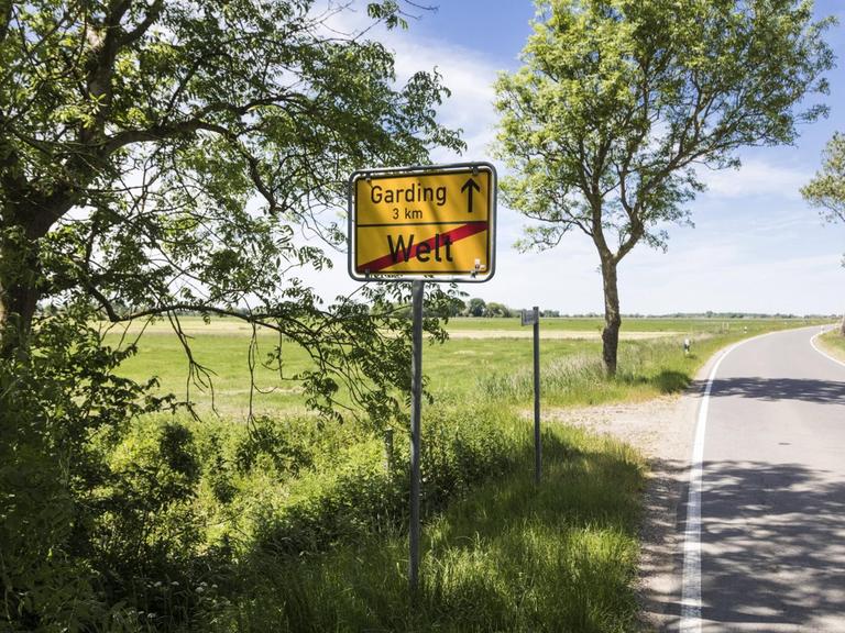 Ortsausgangsschild der Gemeinde Welt in Nordfriesland