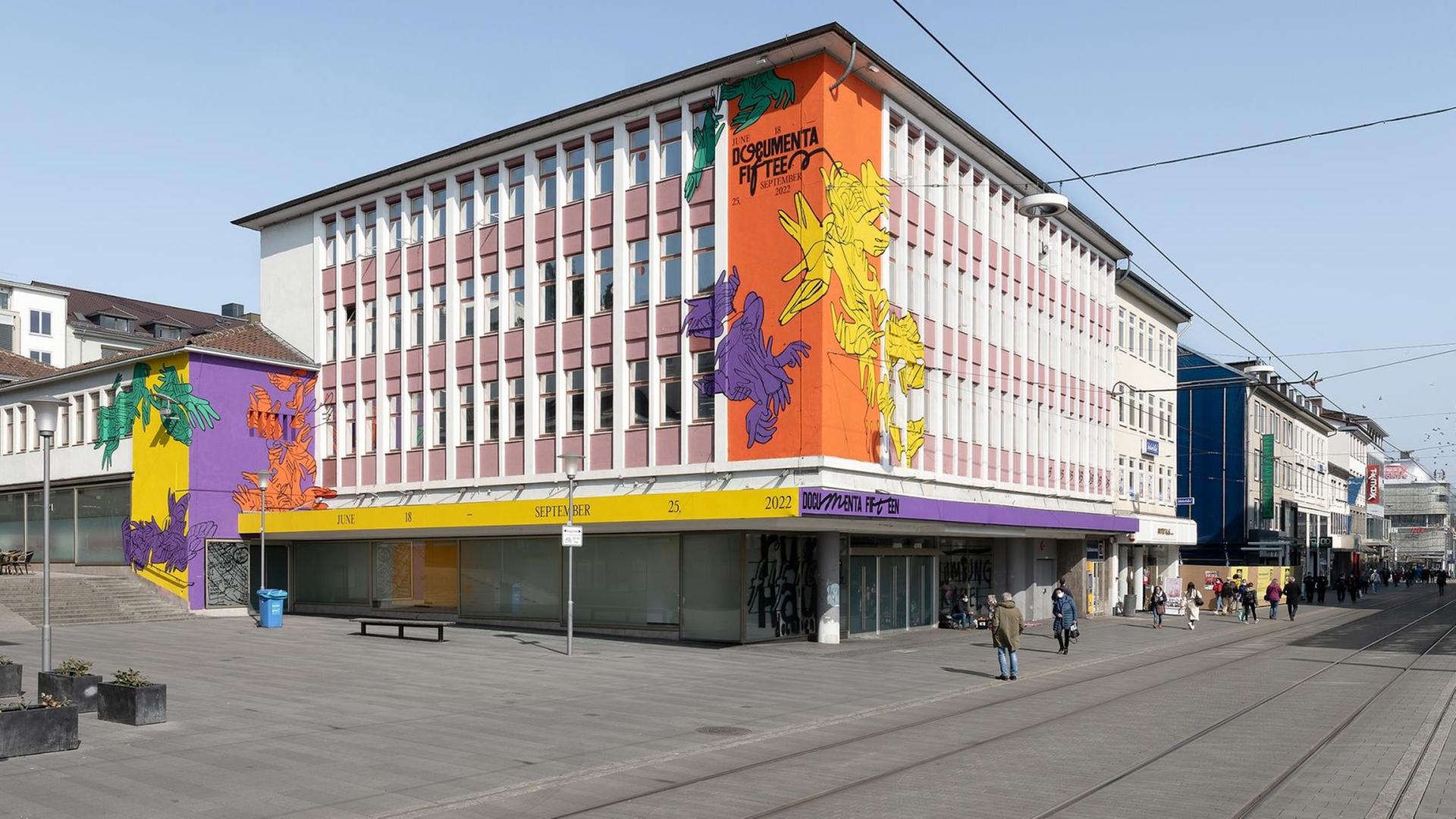 Das ruruHaus in Kassel wird einer der Ausstellungsorte der documenta-Ausgabe 2022 sein. Das ruruHaus in Kassel wird einer der Ausstellungsorte der documenta-Ausgabe 2022 sein.