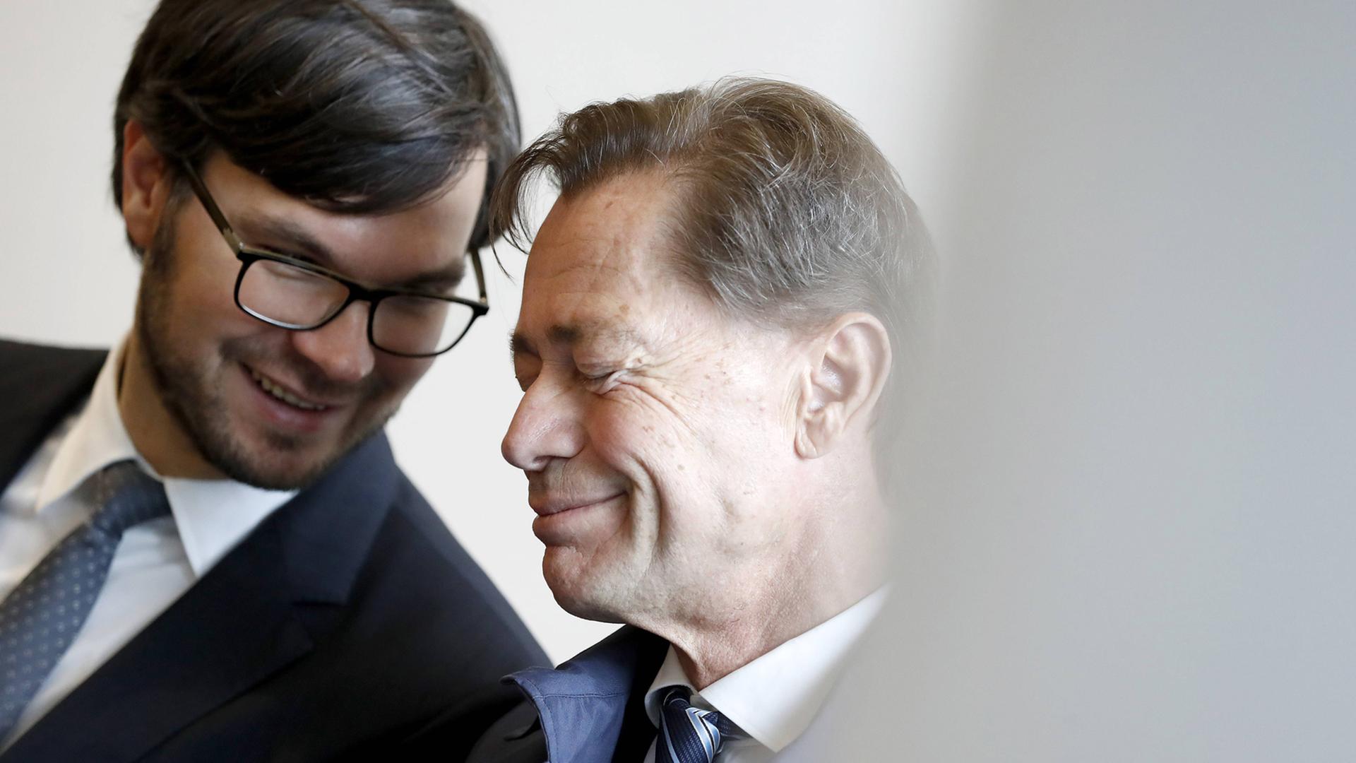 Thomas Middelhoff (r) Thomas Middelhoff (r)