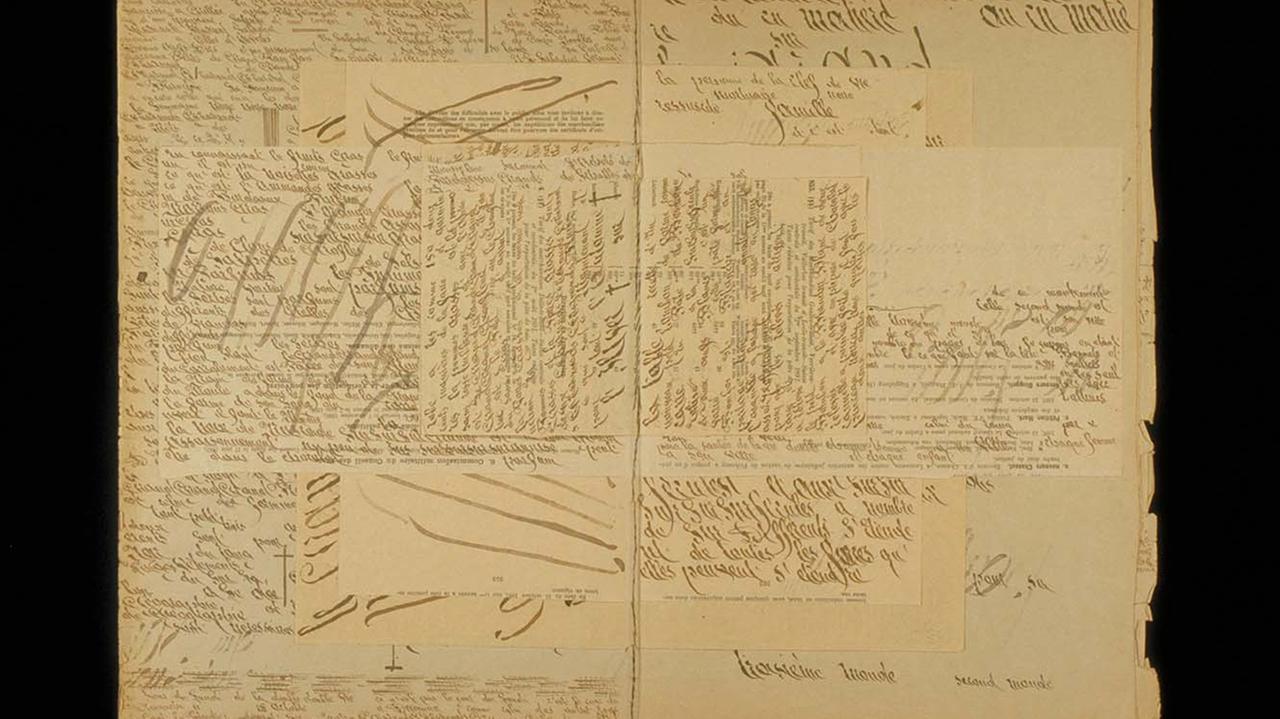 Eine Seite eines Notizbuches, bedeckt mit Kalligrafien. Eine Seite eines Notizbuches, bedeckt mit Kalligrafien.