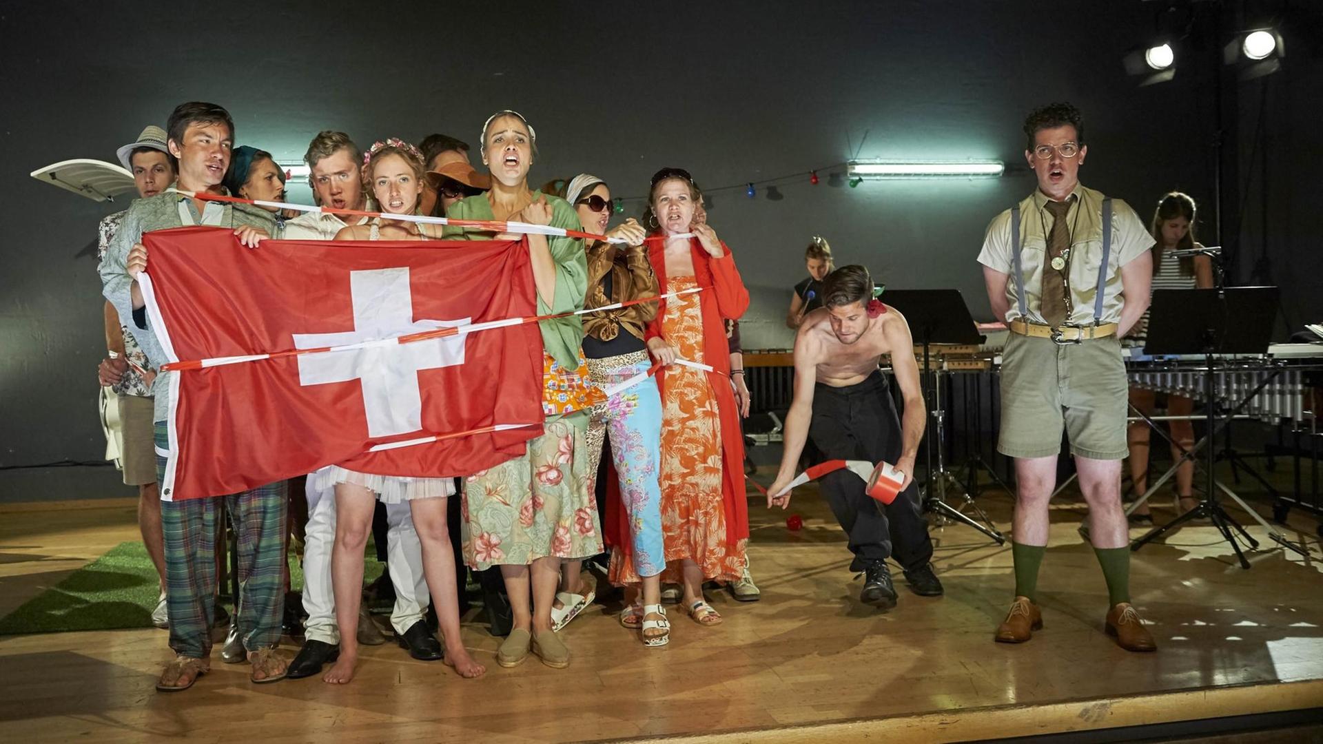 Generlprobe der Oper "Eine Schweizer Familie" in der Aula dar alpinen Mittelschule Davos am Davos Festivl 2016, vom 6. - 20. August 2016. Thema "Familienzone". Generlprobe der Oper "Eine Schweizer Familie" in der Aula dar alpinen Mittelschule Davos am Davos Festivl 2016, vom 6. - 20. August 2016. Thema "Familienzone".
