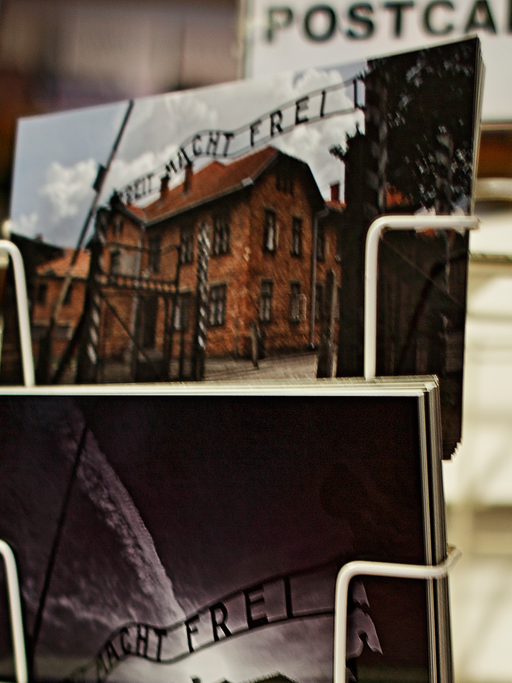 Postkarten aus Auschwitz-Birkenau