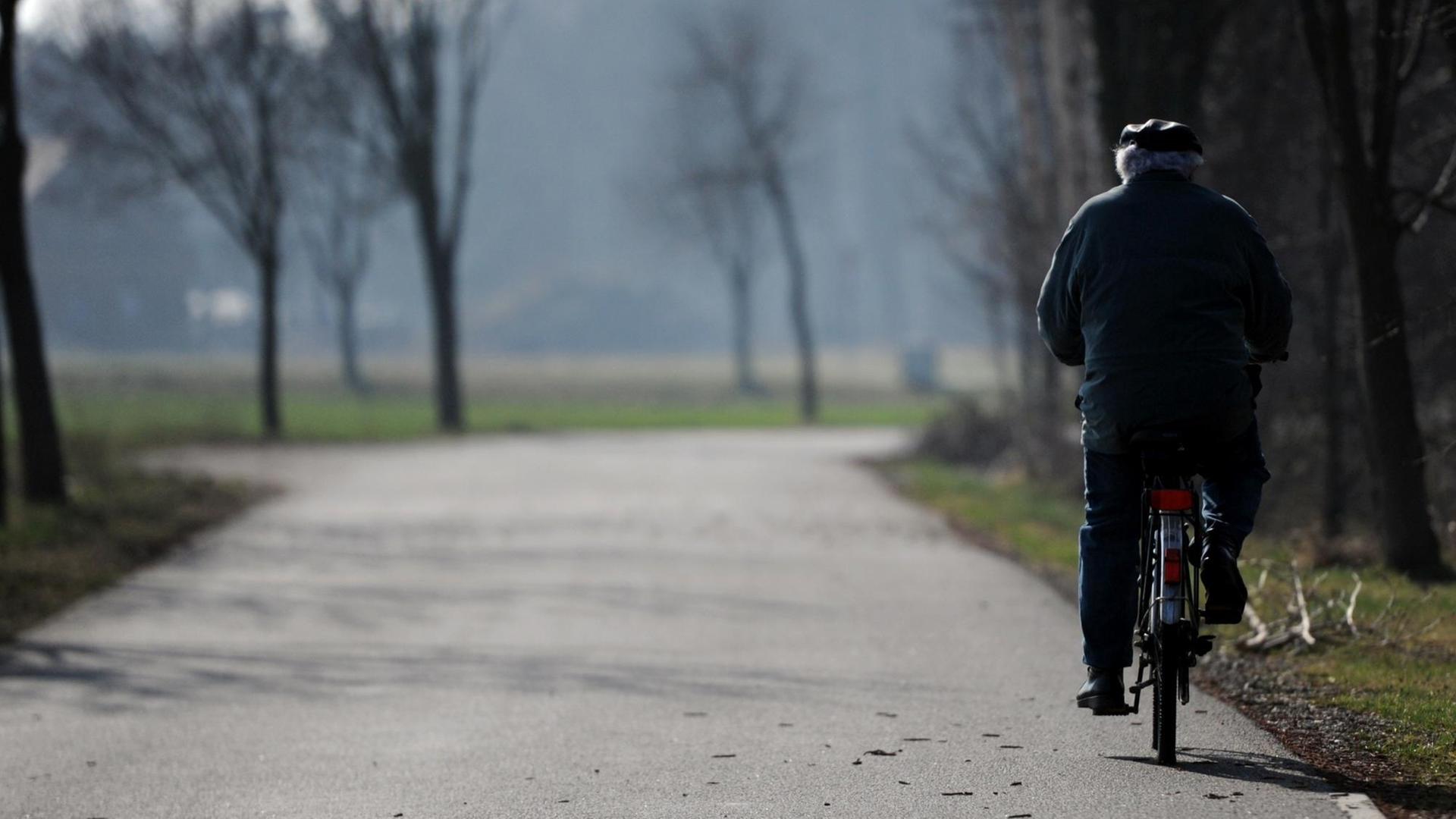 Die slawische Volksgruppe siedelt seit Jahrhunderten in Brandenburg und Sachsen Die slawische Volksgruppe siedelt seit Jahrhunderten in Brandenburg und Sachsen