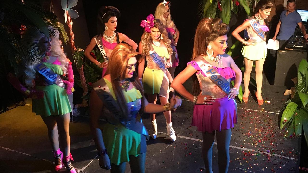 Wahl zur Miss Gay Costa Rica im Traditions-Gay-Club La Avispa in San José