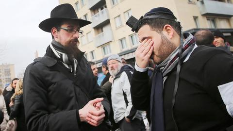 Paris: Orthodoxe Juden gedenken am 15.01.2015 der vier jüdischen Todesopfer.
