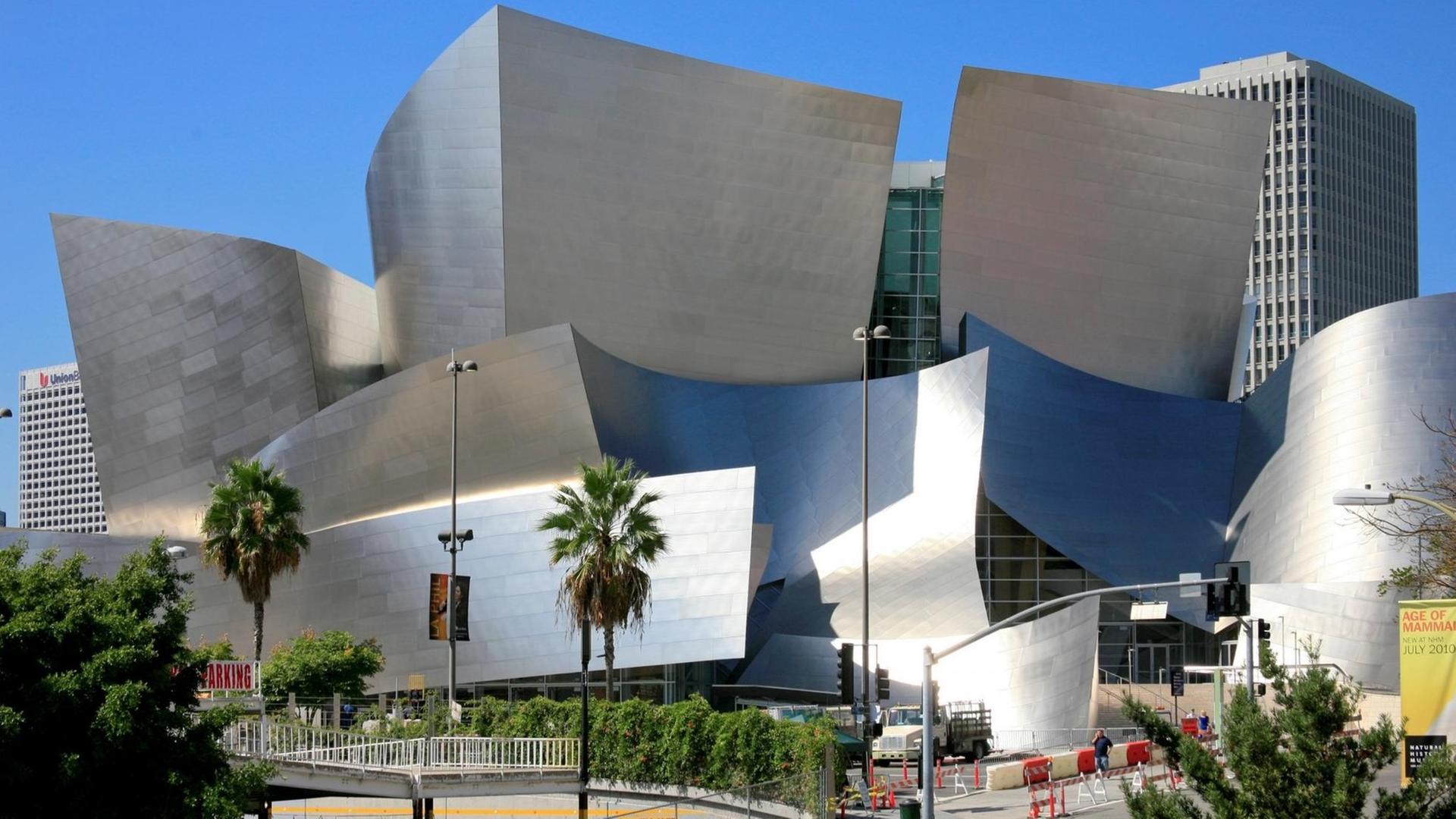 Die Walt Disney Concert Hall in Los Angeles Die Walt Disney Concert Hall in Los Angeles
