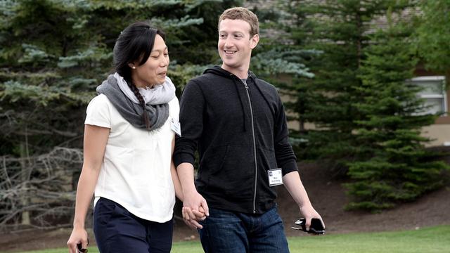 Geben sich sozial: Facebook-Gründer Mark Zuckerberg und seine Frau Priscilla Chan.