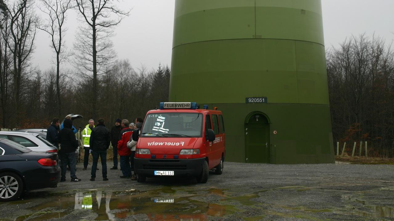 Exkursion zu einem Windrad in einer Nachbargemeinde. Exkursion zu einem Windrad in einer Nachbargemeinde.