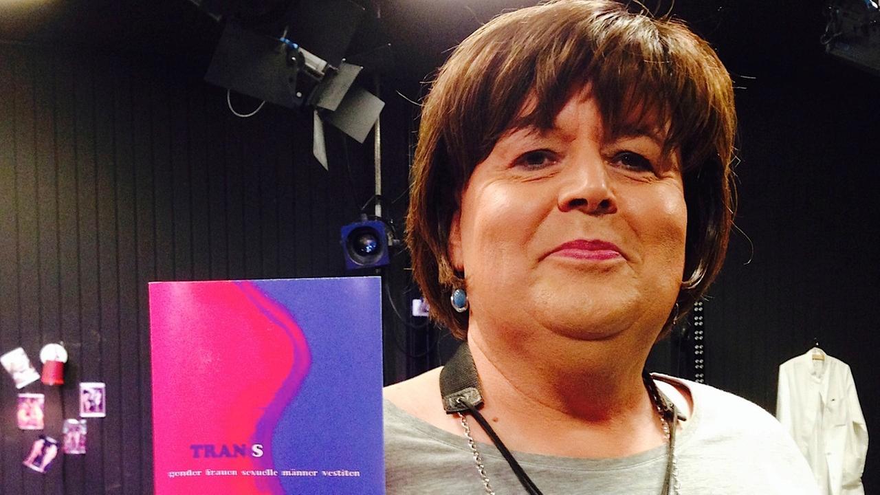 Carola war mal Martin. Carola war mal Martin.