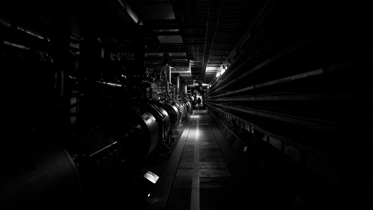 Technische Apparaturen - Blick in das Elektronen-Synchrotron Desy Technische Apparaturen - Blick in das Elektronen-Synchrotron Desy