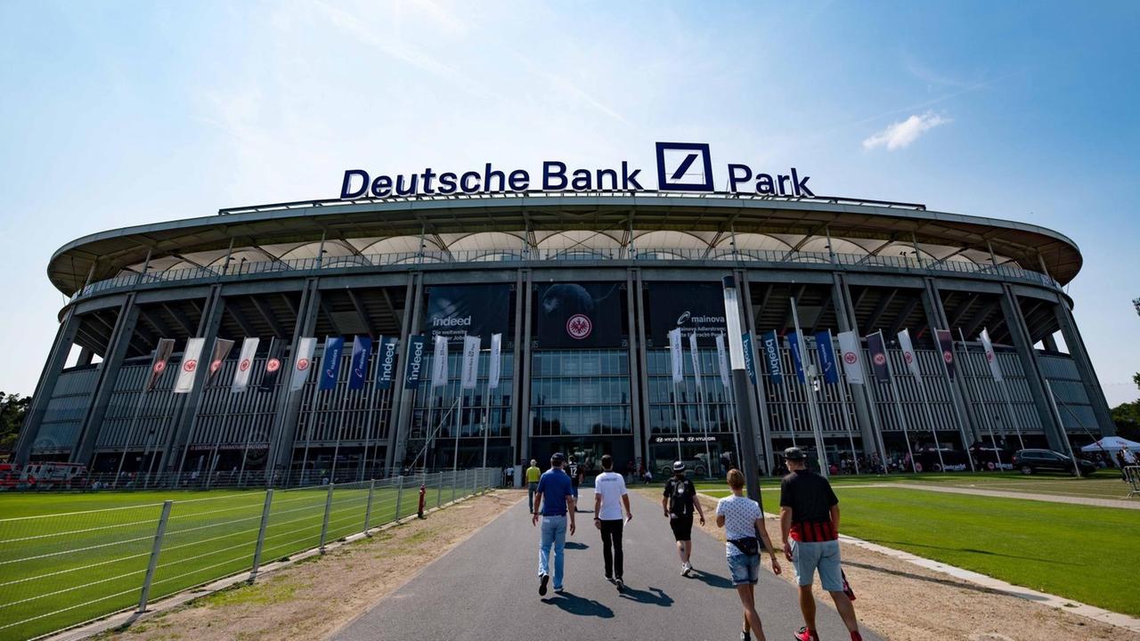 Blick auf den Deutsche Bank Park in Frankfurt am Main. Blick auf den Deutsche Bank Park in Frankfurt am Main.