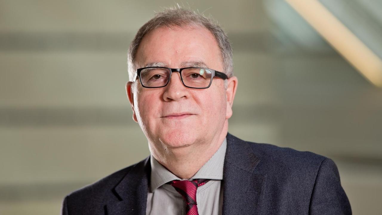 Der Pharmakologe und Doping-Experte Fritz Sörgel, aufgenommen am 23.10.2015 in Nürnberg (Bayern) am Rande eines Internationalen Doping-Symposiums. Der Pharmakologe und Doping-Experte Fritz Sörgel, aufgenommen am 23.10.2015 in Nürnberg (Bayern) am Rande eines Internationalen Doping-Symposiums.