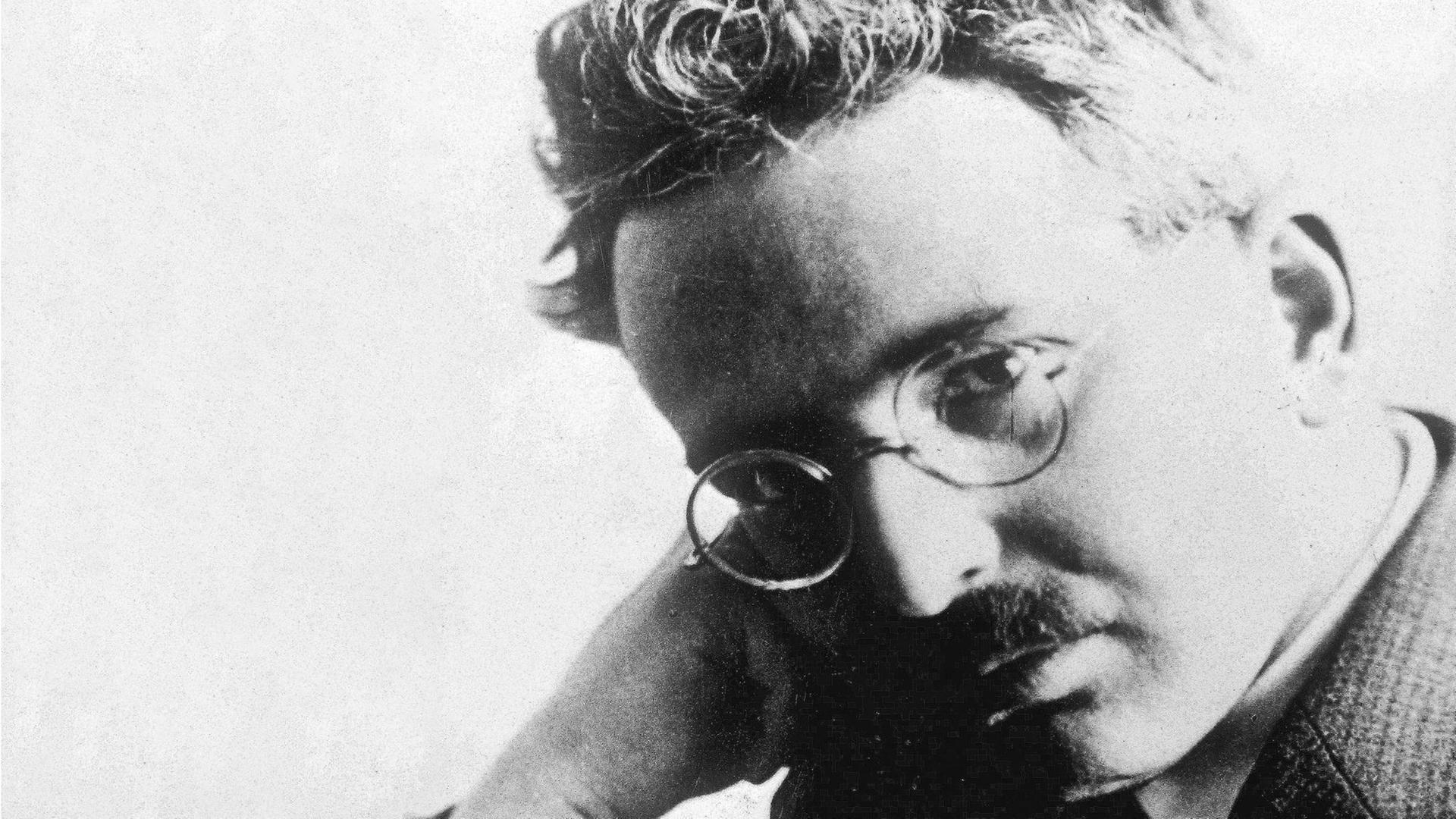 Porträt von Walter Benjamin. Porträt von Walter Benjamin.