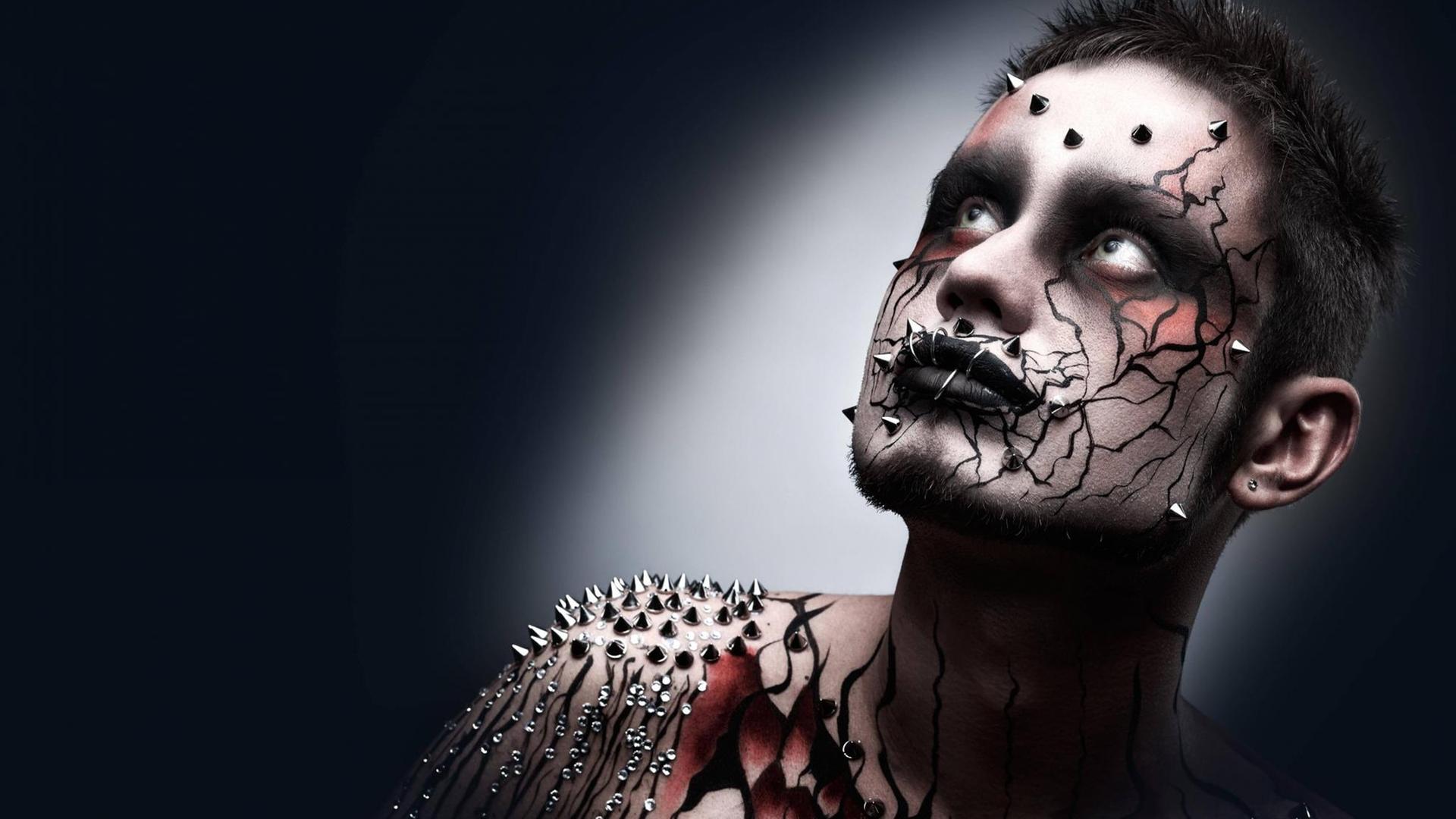 A creepy halloween makeup of a dark thoughtful moor with a peircing and scary body art. model released Symbolfoto PUBLICATIONxINxGERxSUIxAUTxONLY Copyright: xFisherx Panthermedia11206058 A creepy halloween makeup of a dark thoughtful moor with a peircing and scary body art. model released Symbolfoto PUBLICATIONxINxGERxSUIxAUTxONLY Copyright: xFisherx Panthermedia11206058