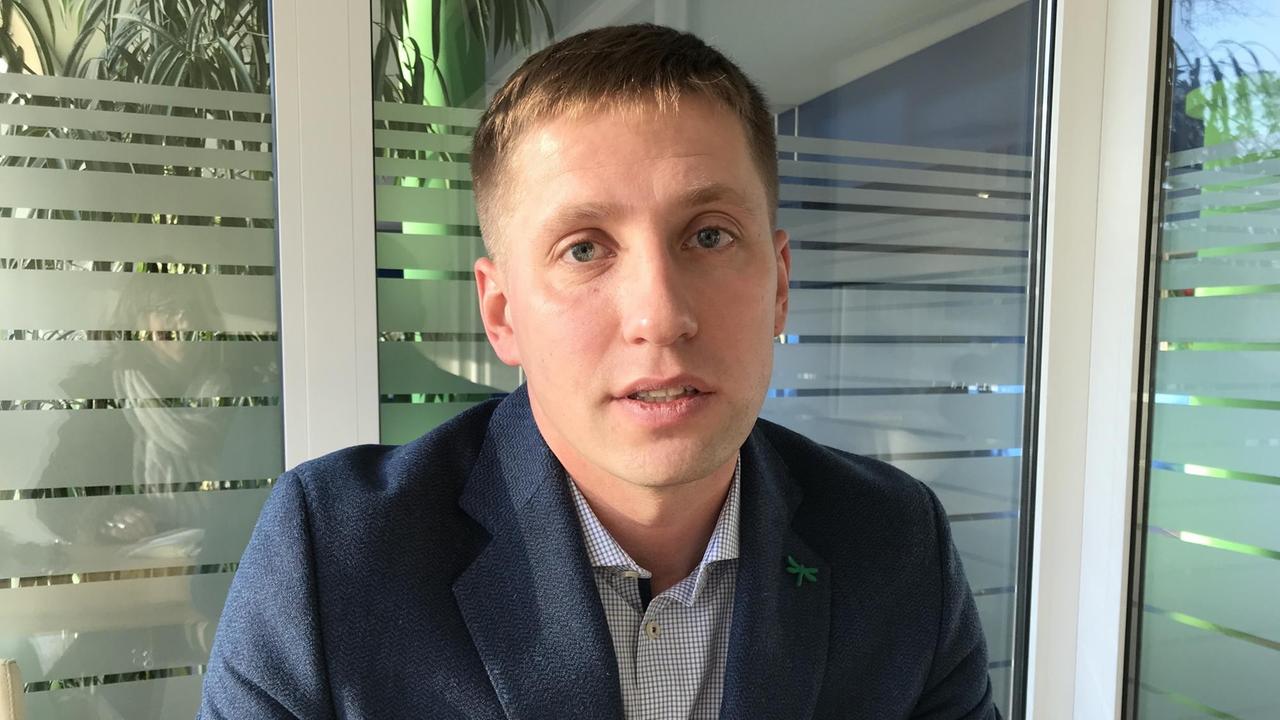 Andris Cuda ist Handwerker und überzeugter Lette. Andris Cuda ist Handwerker und überzeugter Lette.
