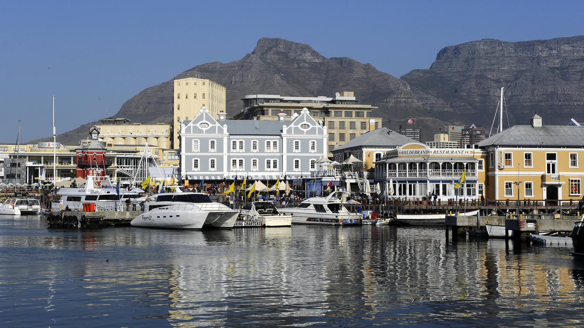 Die Waterfront in Kapstadt. Hier entsteht mit dem MOCAA das größte Kunstmuseum Afrikas.