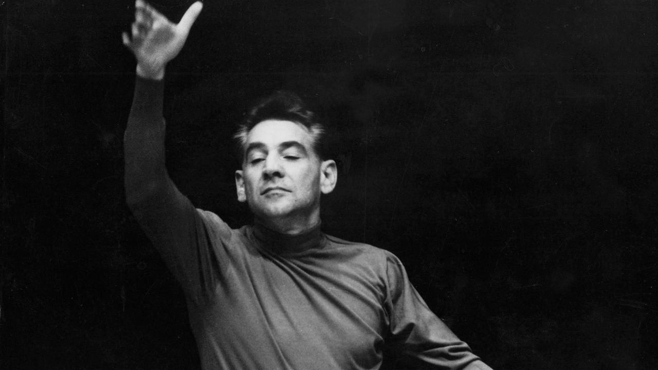 Leonard Bernstein als junger Dirigent Leonard Bernstein als junger Dirigent