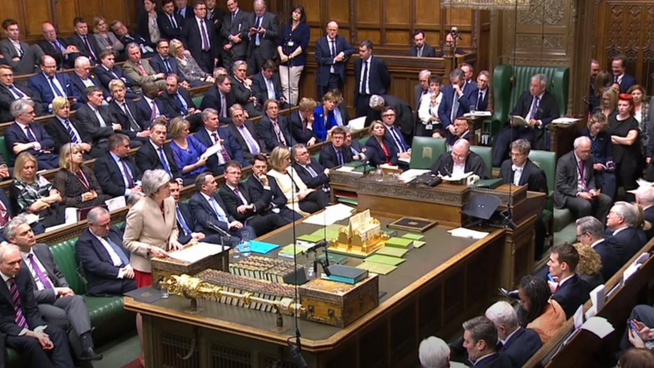 Die britische Premierministerin Theresa May spricht im Unterhaus. Die britische Premierministerin Theresa May spricht im Unterhaus.