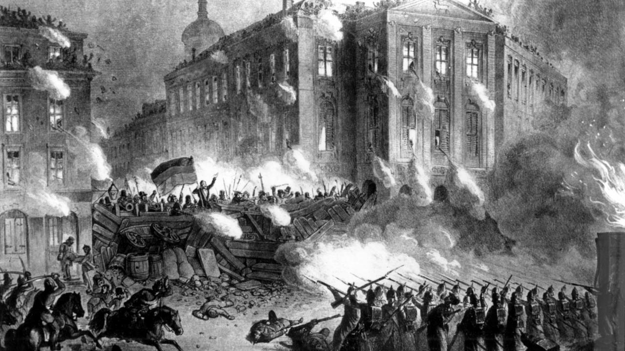 Barrikadenkämpfe der aufständischen Demokraten (im Hintergrund) gegen preußische Soldaten am 18. März 1848 am Berliner Alexanderplatz Barrikadenkämpfe der aufständischen Demokraten (im Hintergrund) gegen preußische Soldaten am 18. März 1848 am Berliner Alexanderplatz