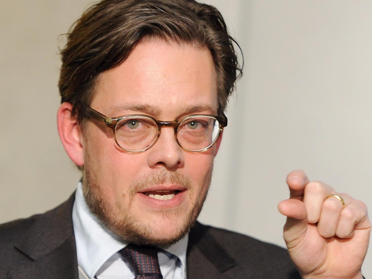 mit Konstantin von Notz, B90/Grüne, Sprecher für Innen- und Netzpolitik der Bundestagsfraktion mit Konstantin von Notz, B90/Grüne, Sprecher für Innen- und Netzpolitik der Bundestagsfraktion