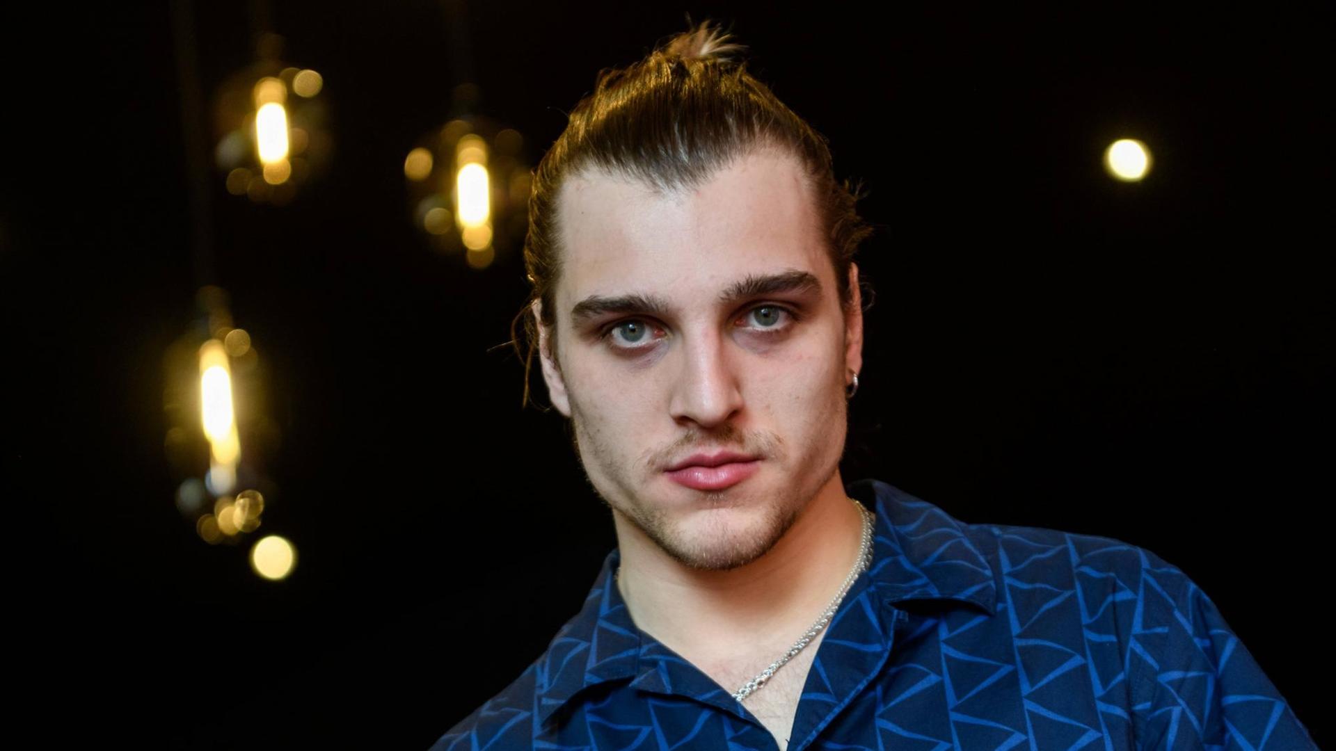 Porträt des Schauspielers Jonas Dassler anlässlich der Präsentation der "European Shooting Stars 2020" während der 70. Internationalen Filmfestspiele Berlin. Porträt des Schauspielers Jonas Dassler anlässlich der Präsentation der "European Shooting Stars 2020" während der 70. Internationalen Filmfestspiele Berlin.