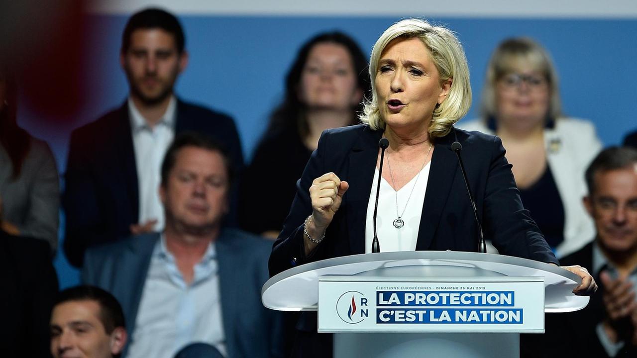 Marine Le Pen von Frankreichs rechtspopulistischer Partei Rassemblement National Marine Le Pen von Frankreichs rechtspopulistischer Partei Rassemblement National