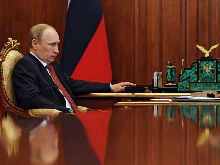 Russlands Präsident Putin bei einem Treffen im Kreml Russlands Präsident Putin bei einem Treffen im Kreml