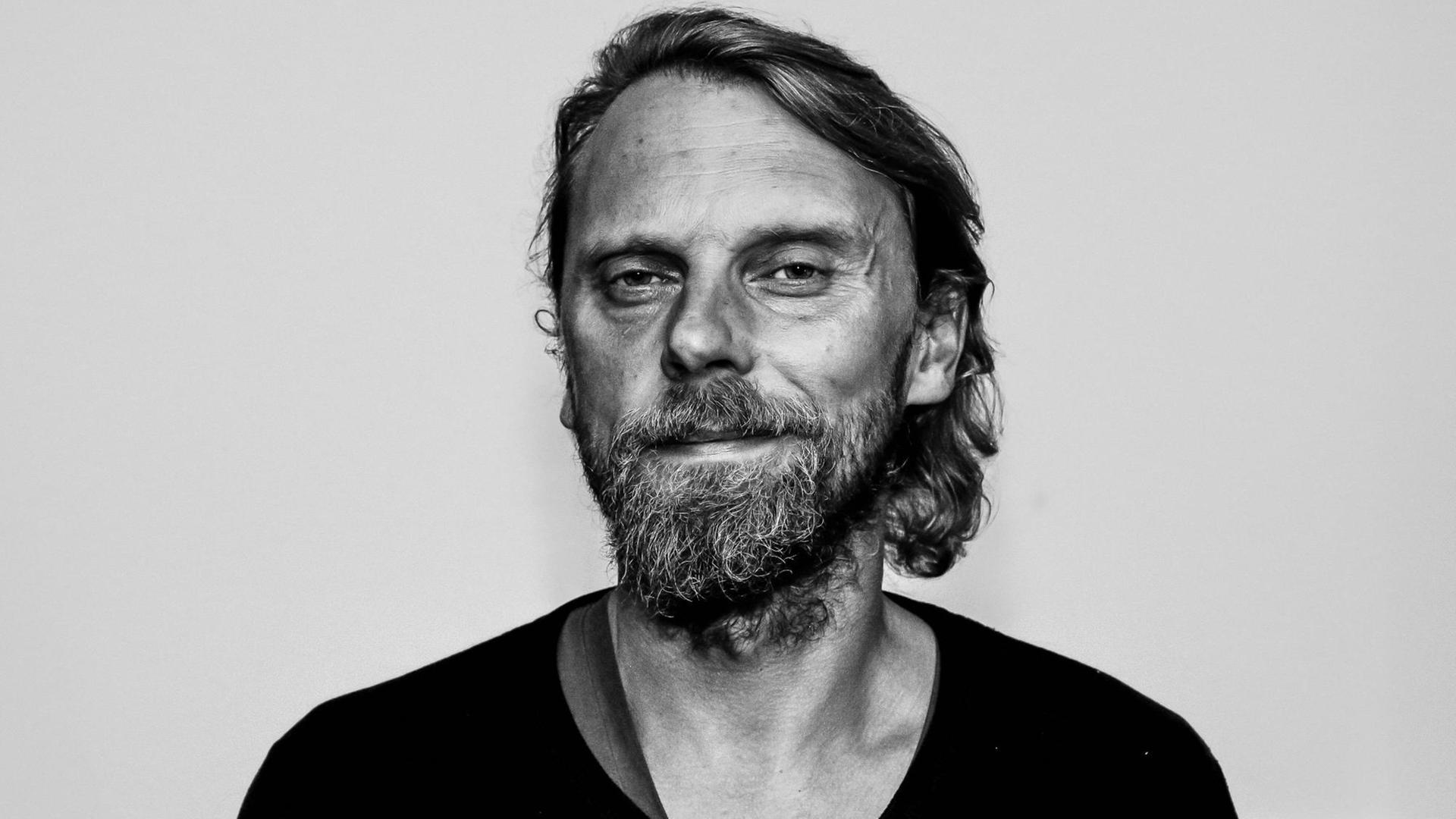 Porträt des Autors und Musikkritikers Jens Balzer